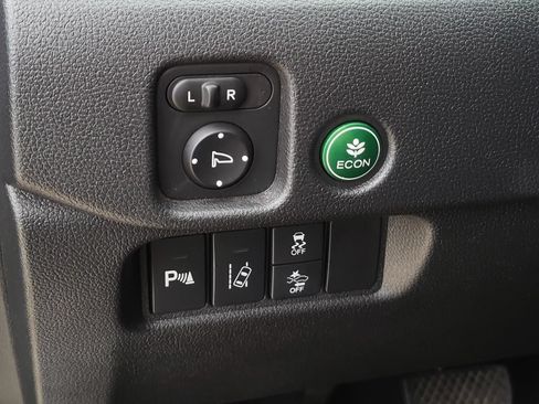 Used 2018 Honda Pilot Elite image 23