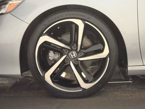 Used 2021 Honda Accord Sport image 8