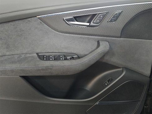 New 2026 Audi RS Q8 performance image 18