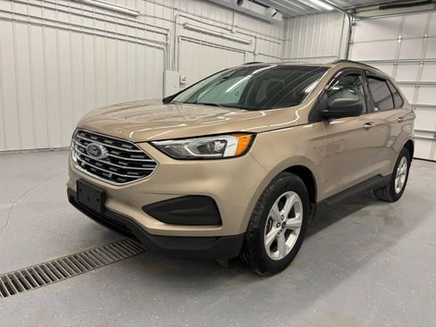 Used 2020 Ford Edge SE w/ Cargo Accessory Package FWD image 10