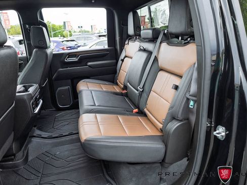Used 2024 Chevrolet Silverado 2500 High Country w/ Technology Package AWD/4WD image 45