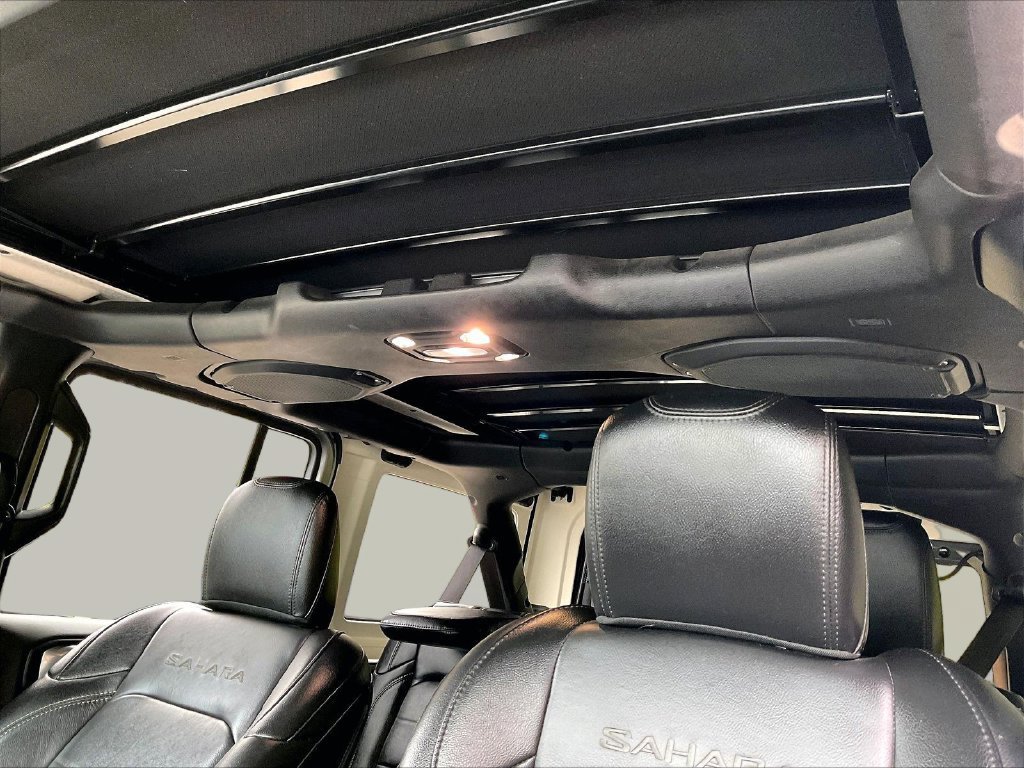 Used 2020 Jeep Wrangler Unlimited Sahara w/ Uconnect 4C Nav & Sound Group AWD/4WD image 7