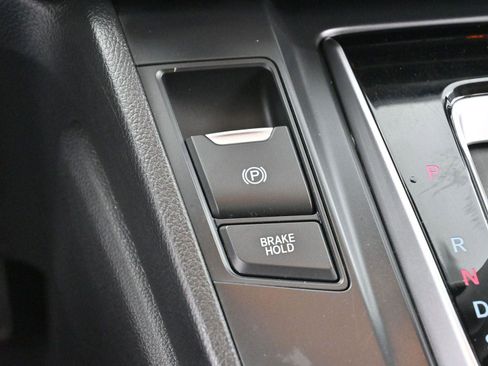 Used 2017 Honda CR-V EX image 17