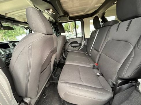 Used 2023 Jeep Wrangler Unlimited w/ Cold Weather Group AWD/4WD image 11