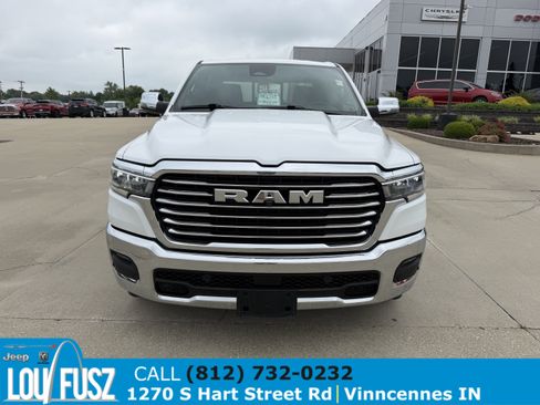 Used 2025 RAM 1500 Laramie AWD/4WD image 2