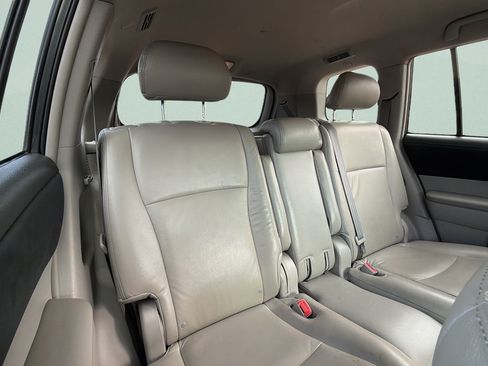 Used 2010 Toyota Highlander 4WD image 23
