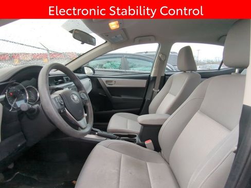 Used 2014 Toyota Corolla LE image 6