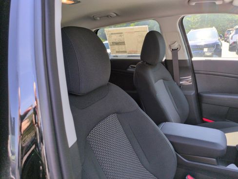 New 2026 Kia Sportage S AWD/4WD image 42