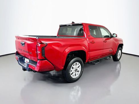 Used 2026 Toyota Tacoma SR5 AWD/4WD image 5