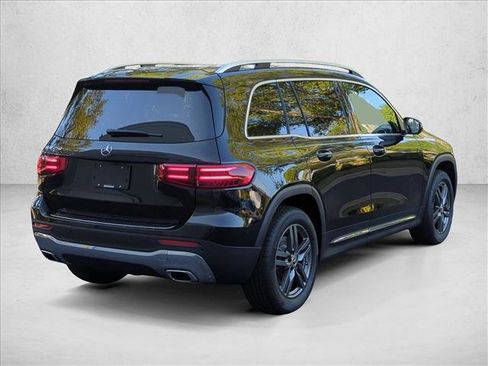 New 2026 Mercedes-Benz GLB 250 image 2