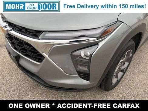 Used 2024 Chevrolet Trax LT image 34