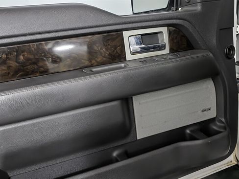 Used 2013 Ford F150 Platinum RWD image 11