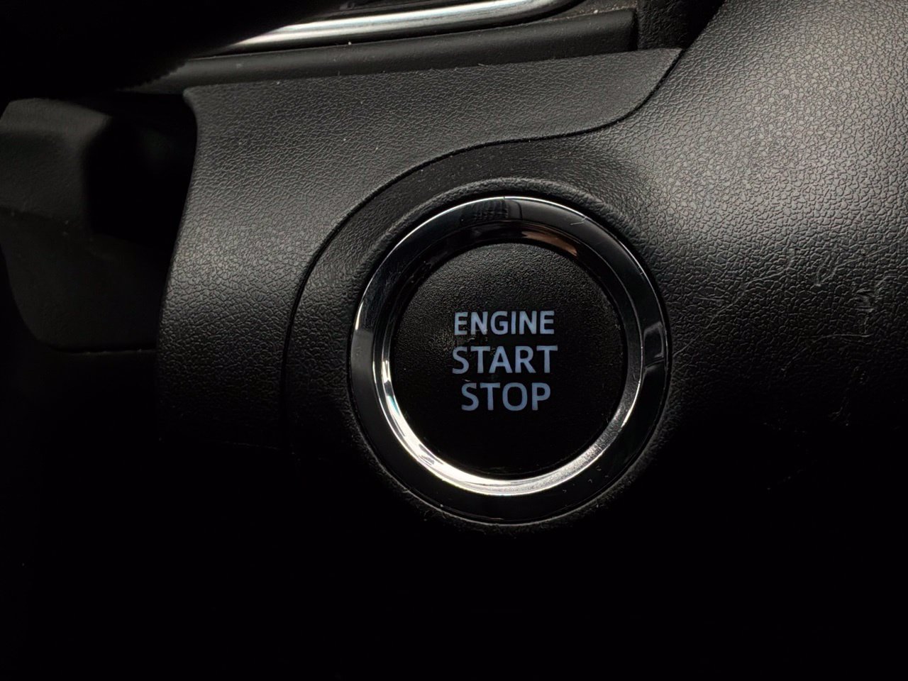 Used 2022 Toyota Avalon XLE FWD image 30