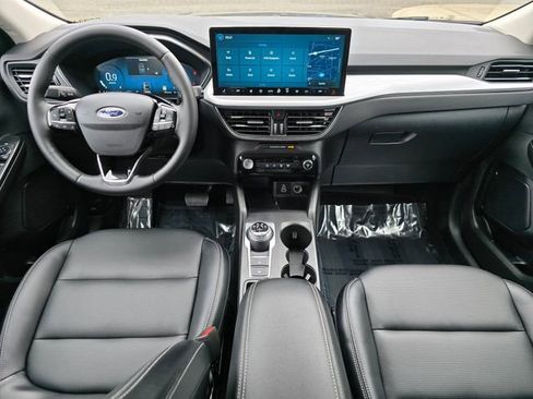 Used 2025 Ford Escape Platinum AWD/4WD image 16