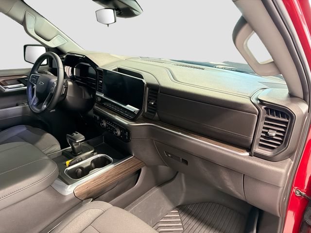 Used 2025 Chevrolet Silverado 1500 LT Trail Boss w/ Convenience Package II AWD/4WD image 26