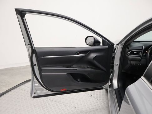 Certified 2023 Toyota Camry SE image 16