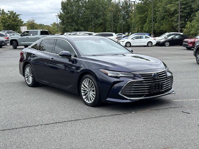 Used 2021 Toyota Avalon Limited w/ Advanced Safety Package FWD image 1