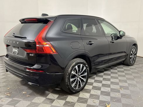 Certified 2025 Volvo XC60 B5 Plus image 10