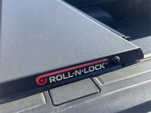 Used 2023 Chevrolet Silverado 1500 RST w/ Z71 Off-Road Package image 21