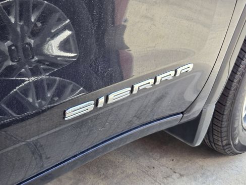 Certified 2023 GMC Sierra 1500 SLE RWD image 9