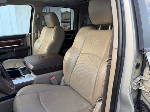 Used 2010 Dodge Ram 3500 Truck Laramie w/ Chrome Accents Group image 18