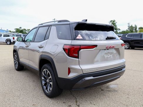 New 2027 GMC Terrain Elevation w/ Elevation Premium Package FWD image 30