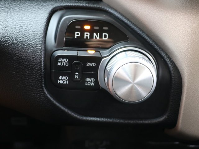 Used 2019 RAM 1500 Laramie AWD/4WD image 26