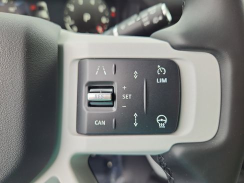 New 2025 Land Rover Defender 110 S image 18