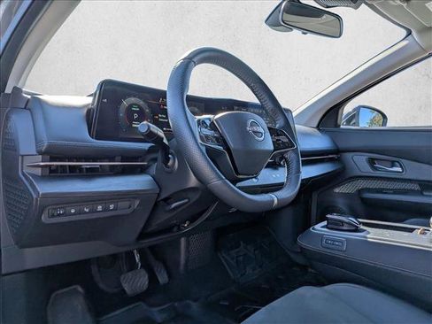 Used 2023 Nissan Ariya FWD image 10