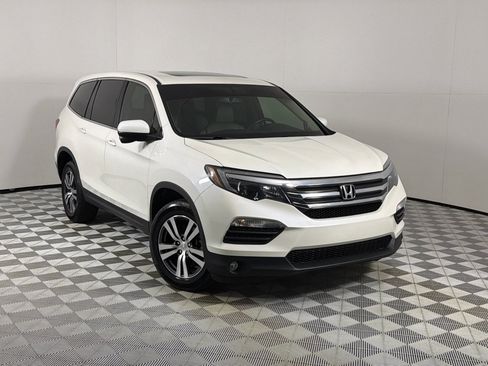 Used 2017 Honda Pilot EX-L image 2