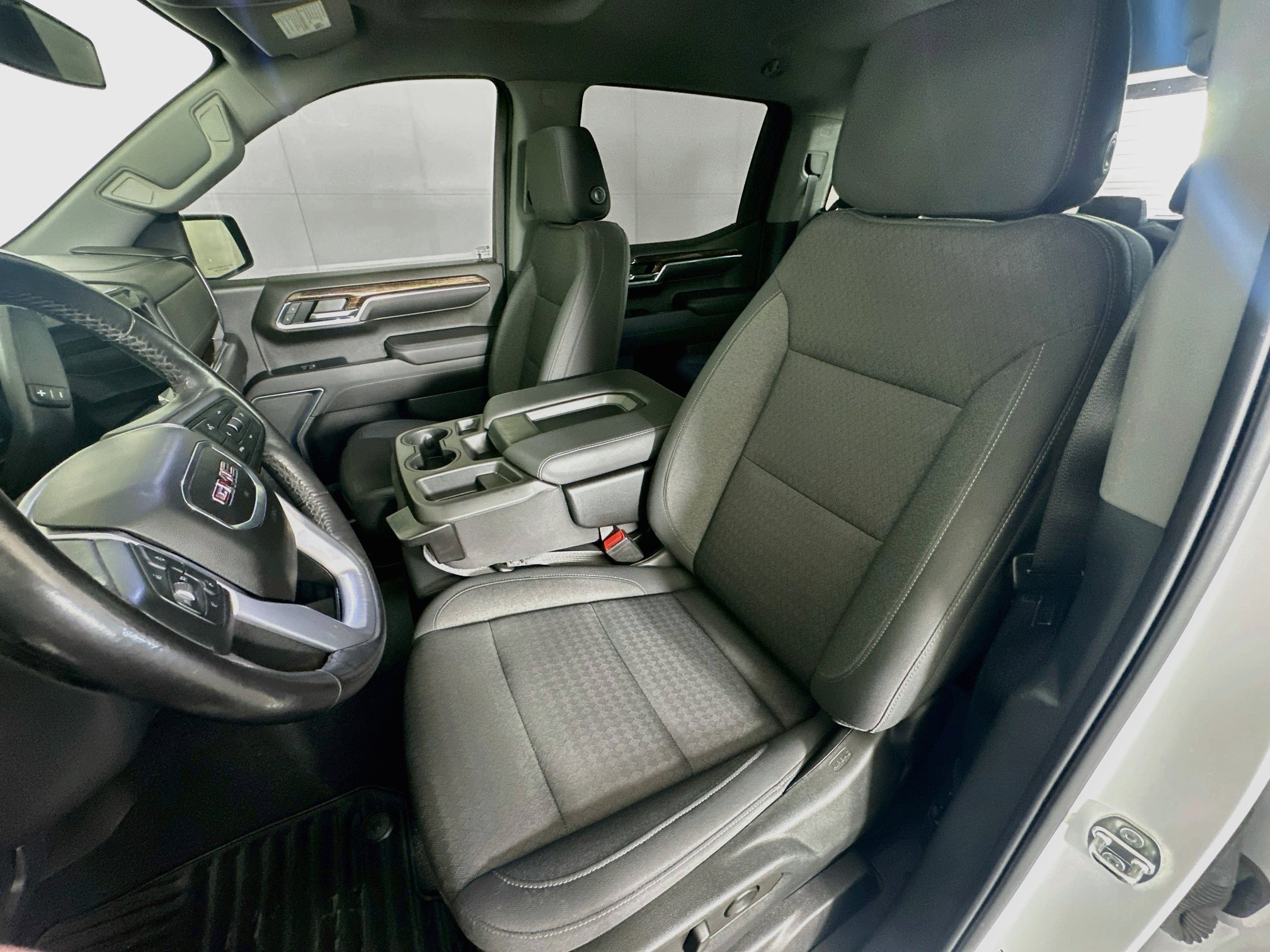Used 2022 GMC Sierra 1500 SLE AWD/4WD image 13