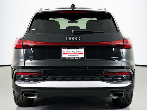 Used 2025 Audi Q5 Premium Plus w/ Premium Plus image 3