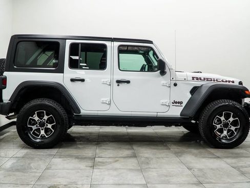 Used 2022 Jeep Wrangler Unlimited Rubicon AWD/4WD image 10