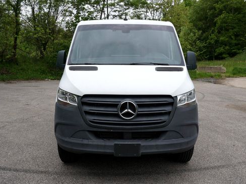 Used 2019 Mercedes-Benz Sprinter 1500 image 8