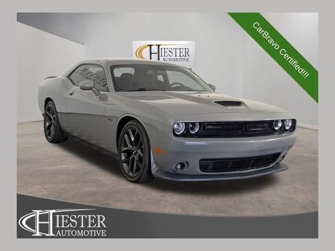 Used 2019 Dodge Challenger R/T w/ Blacktop Package RWD image 1