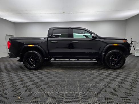 Used 2024 GMC Canyon Denali w/ LPO, Denali Black Edition image 15