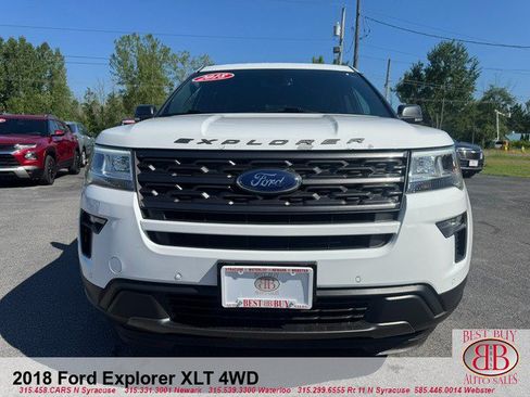 Used 2018 Ford Explorer XLT w/ Equipment Group 202A AWD/4WD image 8