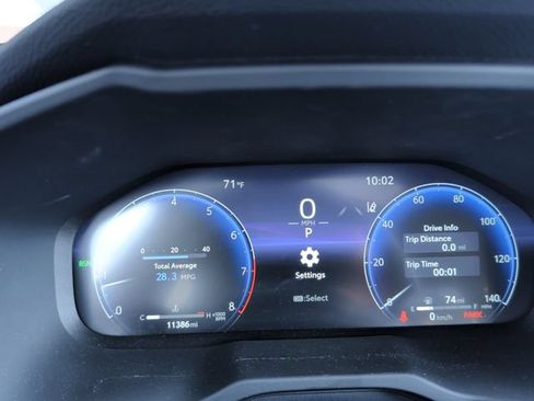 Used 2025 Toyota RAV4 Limited w/ Advanced Technology Package AWD/4WD image 17