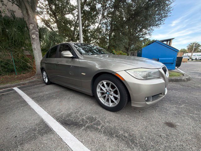 Used 2010 BMW 328i Sedan RWD image 5