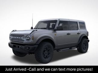 New 2026 Ford Bronco Badlands AWD/4WD video 1