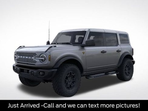 New 2026 Ford Bronco Badlands AWD/4WD image 1