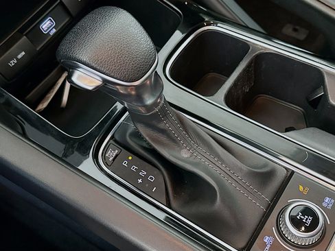 Used 2021 Kia Telluride LX image 24