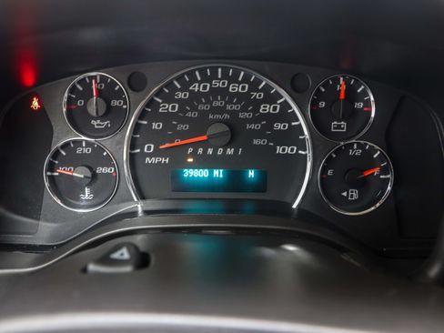 Used 2014 Chevrolet Express 3500 LT w/ LT Preferred Equipment Group RWD image 18