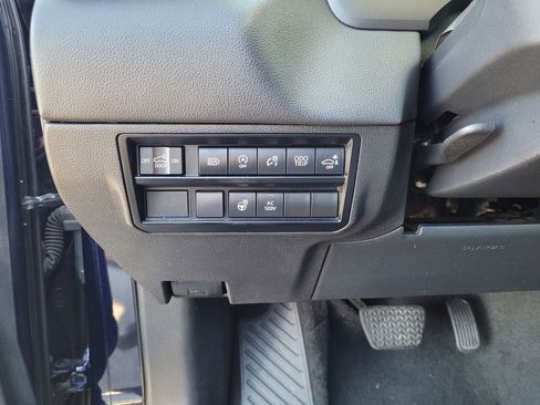 Used 2023 Toyota Tundra Limited AWD/4WD image 25