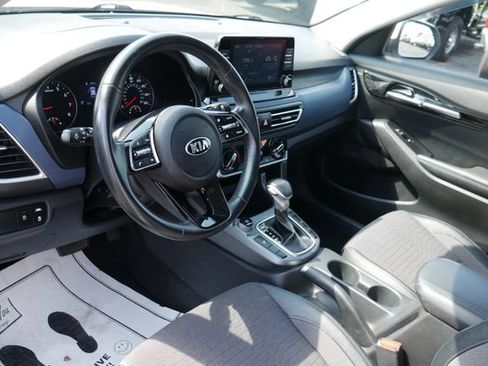 Used 2021 Kia Seltos S AWD/4WD image 14
