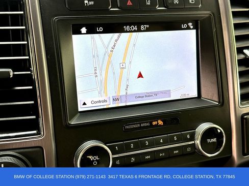 Used 2019 Ford Expedition Platinum RWD image 15