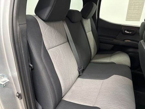 Used 2023 Toyota Tacoma TRD Sport image 19