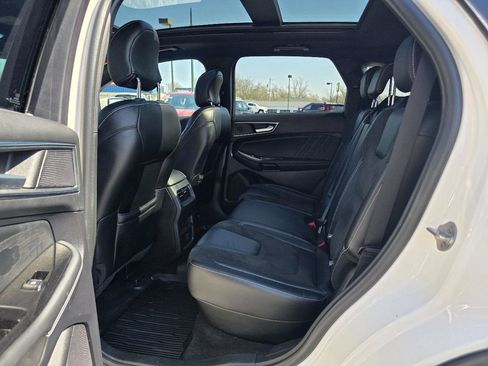 Used 2019 Ford Edge ST w/ Cold Weather Package image 19