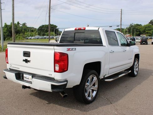 Used 2016 Chevrolet Silverado 1500 LTZ Z71 w/ LTZ Plus Package AWD/4WD image 19