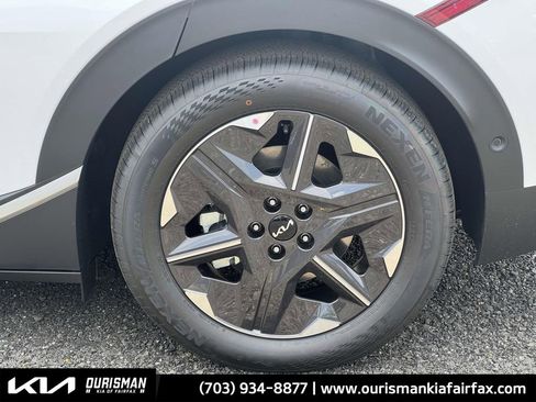 New 2025 Kia EV6 Light w/ Light LR Technology Package image 29